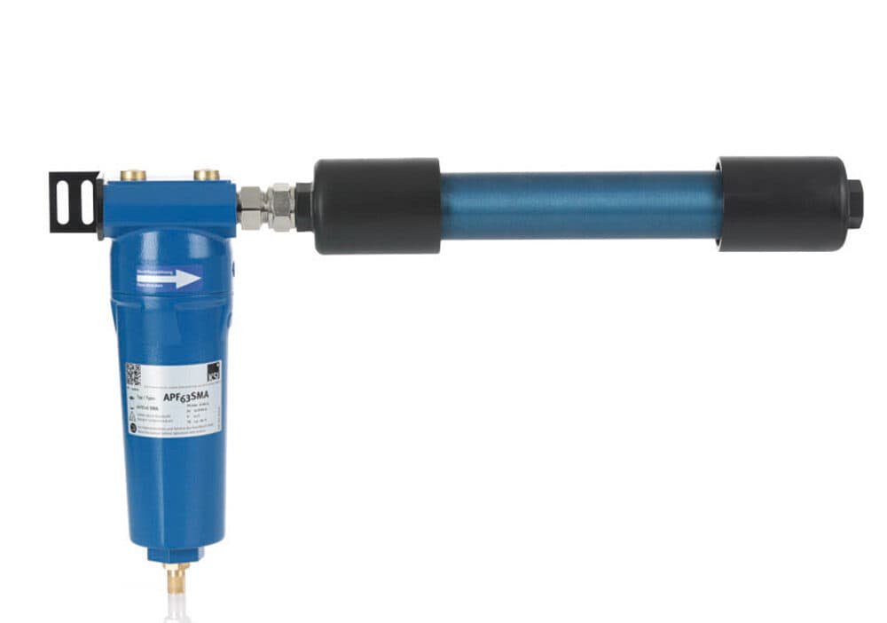 Membrane air dryer